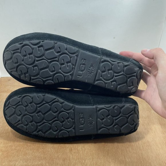 ๐Uggs ๐Ascot Men Size 9, Black Suede Slipper Sheepskin Lined (Slip Ons) - Picture 7 of 9